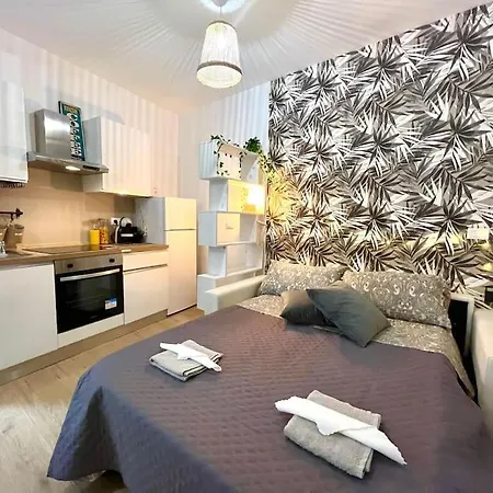 Apartment Finestra Nel Centro Storico Genoa