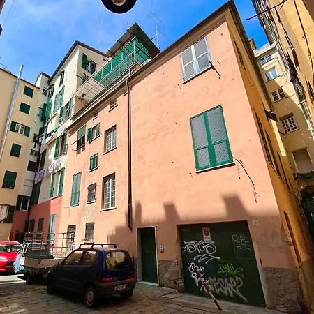 Apartment Finestra Nel Centro Storico Genoa